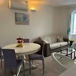 Cuggia\'S House